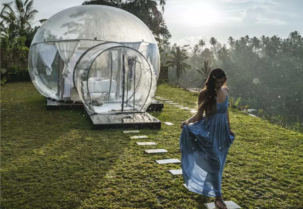 bubble tent glamping hotel